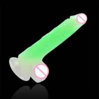 Фалоімітатор світиться на присосці Glow in the dark - 19*4 см