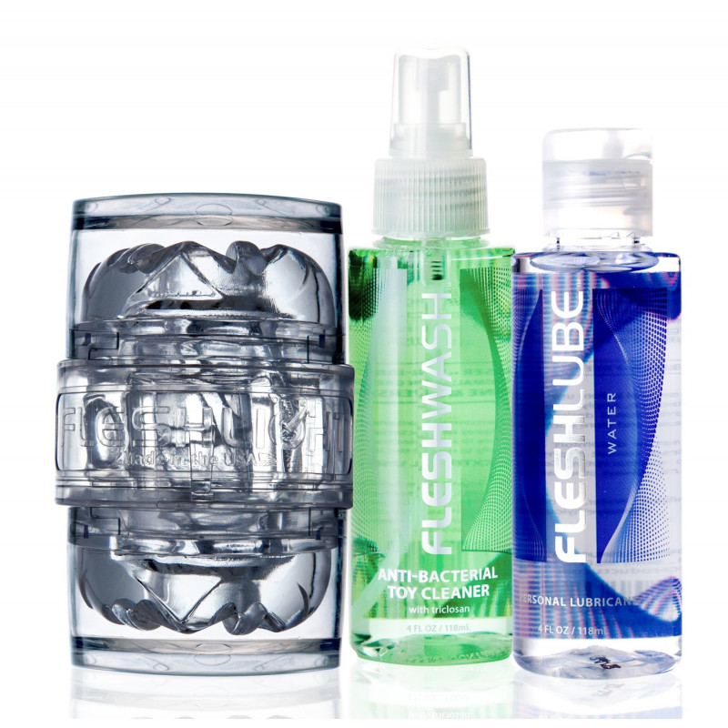 Бічний вигляд упаковки Fleshlight Quickshot Vantage Value Pack, що демонструє комплектацію: мастурбатор, лубрикант та засіб для очищення