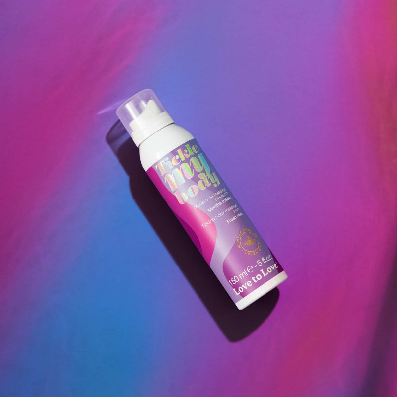 Масажна піна Love To Love TICKLE MY BODY Fresh Mint 150 мл - вигляд збоку, демонструє дизайн пляшки