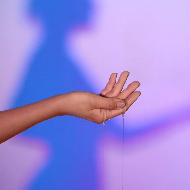 Текстура масажної олії Love To Love Love Me Tender Mojito