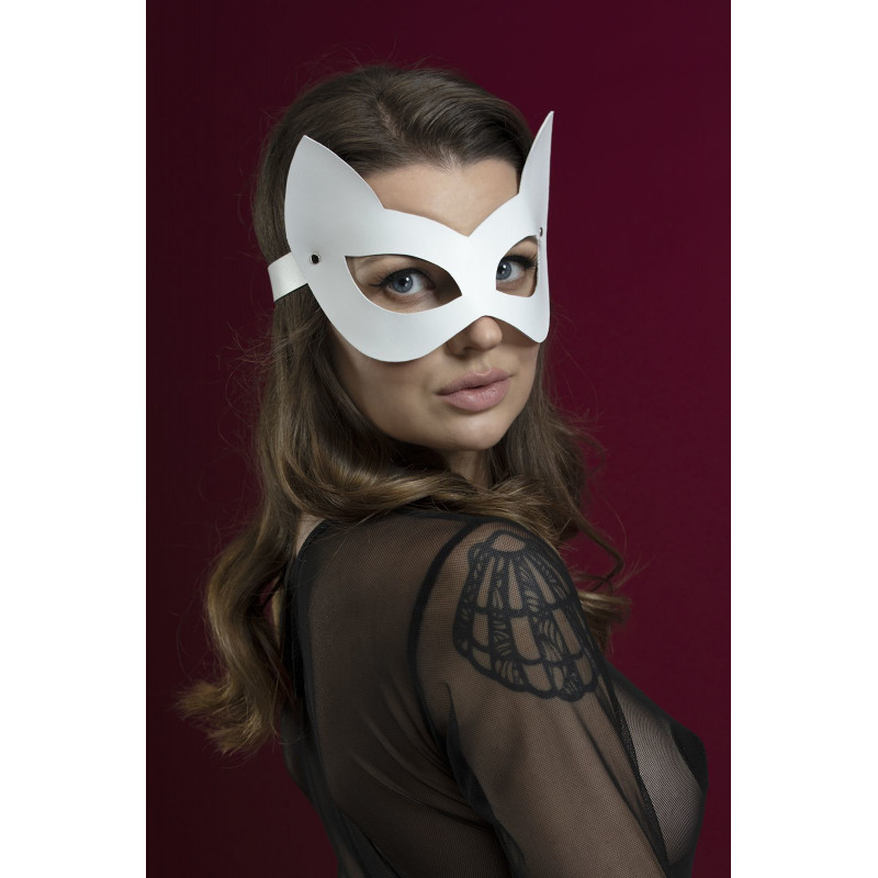 Текстура білої натуральної шкіри маски кішечки Feral Feelings