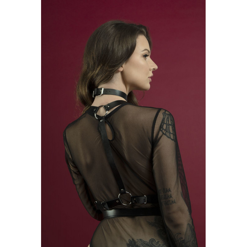 Портупея Feral Feelings Harness на тіло, вигляд збоку, чорна шкіра