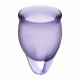 Вигляд збоку на менструальні чаші Satisfyer Feel Confident lila, демонструючи їхню форму та об'єми