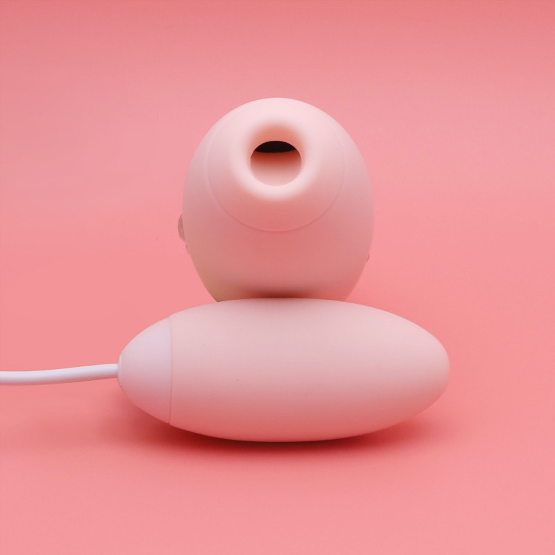 Детальний вигляд вакуумного стимулятора KISSTOY Miss VV 2-в-1, текстура матеріалу