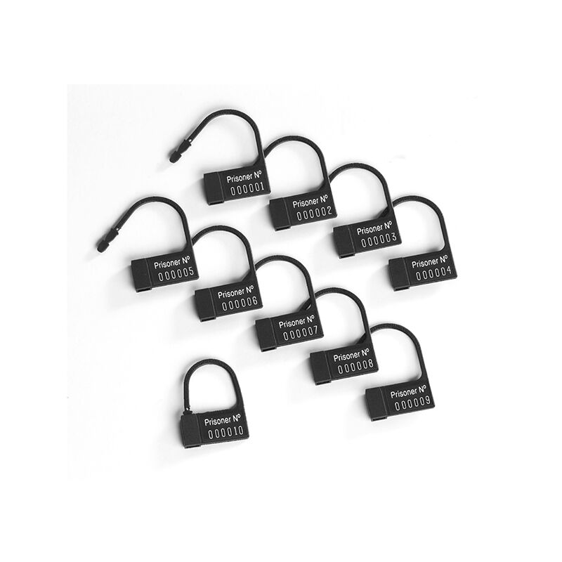 Клітка для члена Mystim Pubic Enemy No 3 - в порівнянні з рукою (для масштабу)