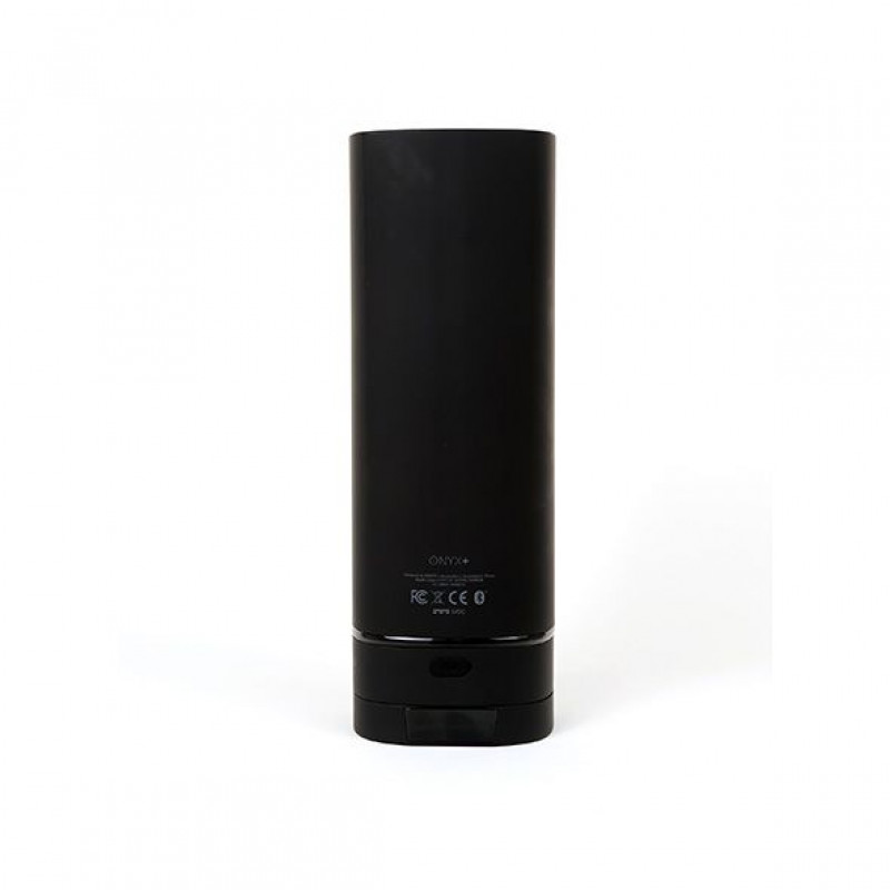 Мастурбатор Kiiroo Onyx+, вид сбоку, демонстрирующий эргономичную форму