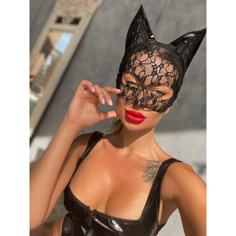 Чорна мереживна маска Кішка D&A, ефектний аксесуар