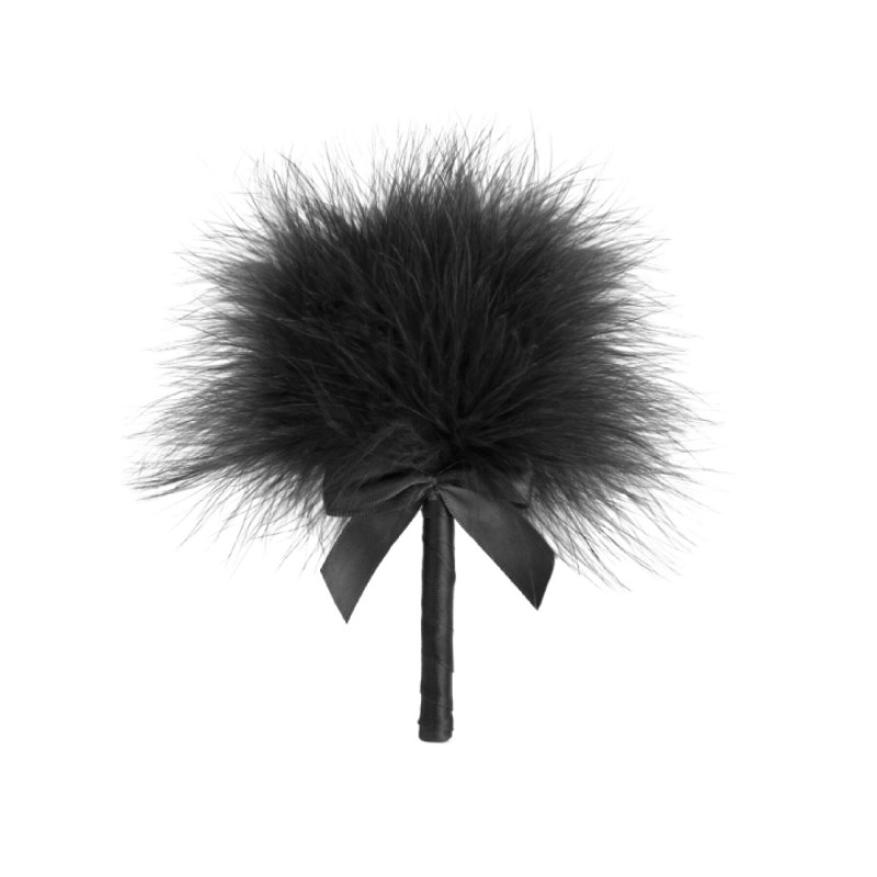 Применение Bijoux Indiscrets INTIMACY LOVE (white) – как выглядит в контексте