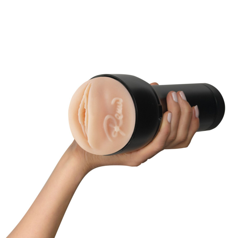 Мастурбатор Kiiroo Feel Romi Chase - копія вагіни порнозірки, демонстрація використання