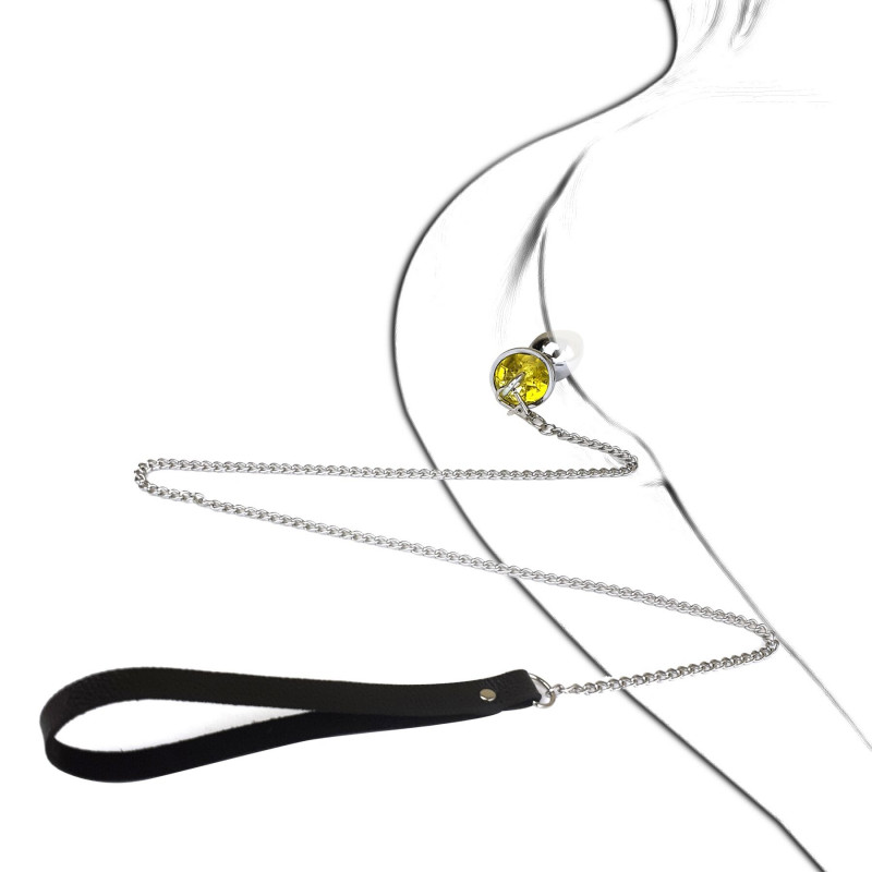 Анальна пробка Art of Sex Metal Anal Plug M вид збоку, вигнута форма, деталі кріплення повідця