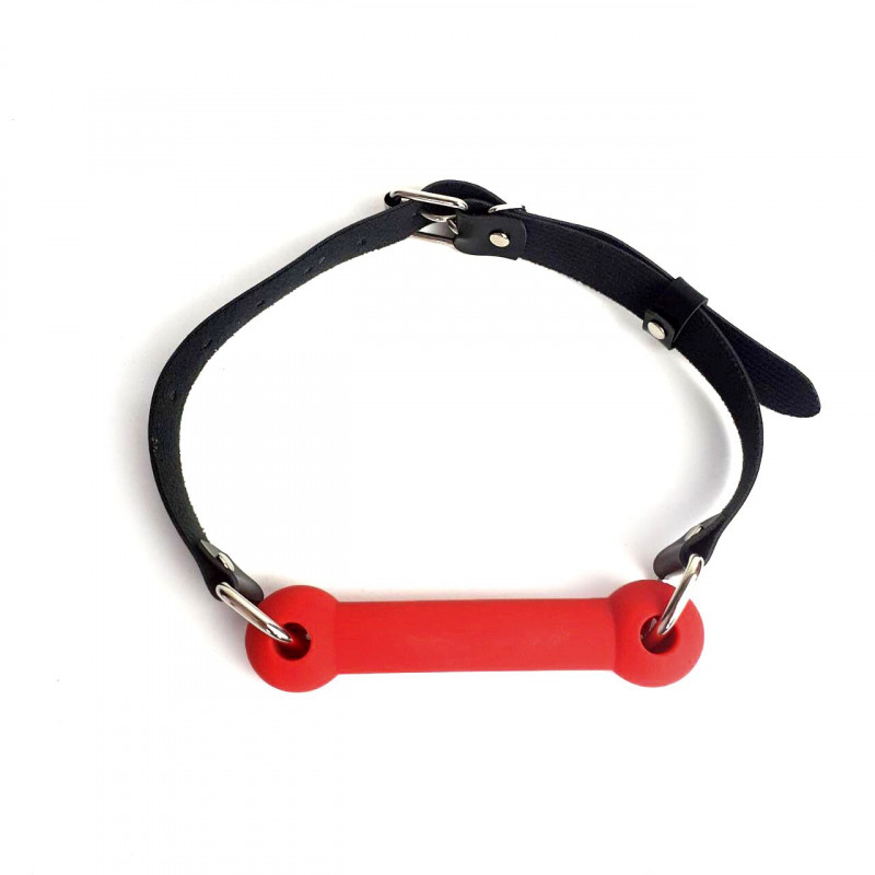 Кляп-палиця Art of Sex Gag Stick Silicon червоний: вид збоку, демонстрація форми та розміру