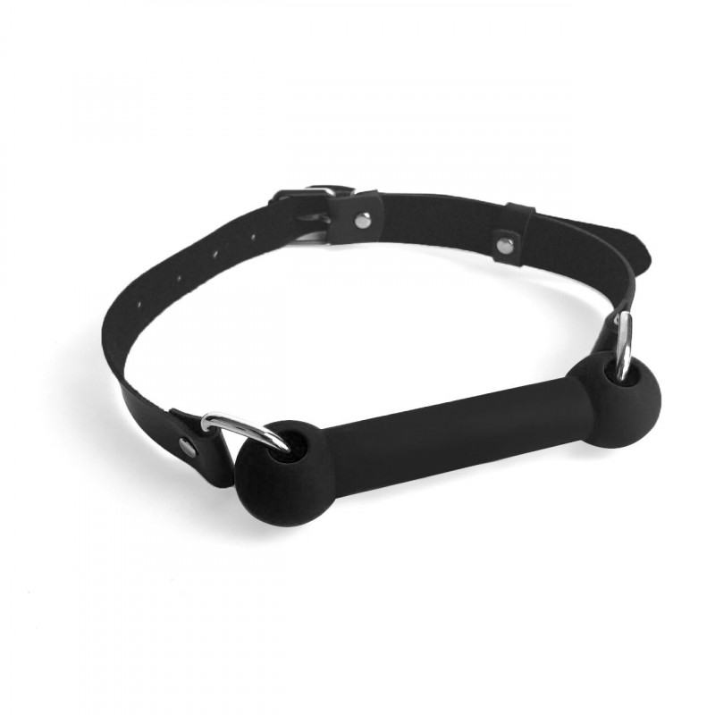 Кляп-палиця Art of Sex Gag Stick, вид збоку, демонстрація ременів