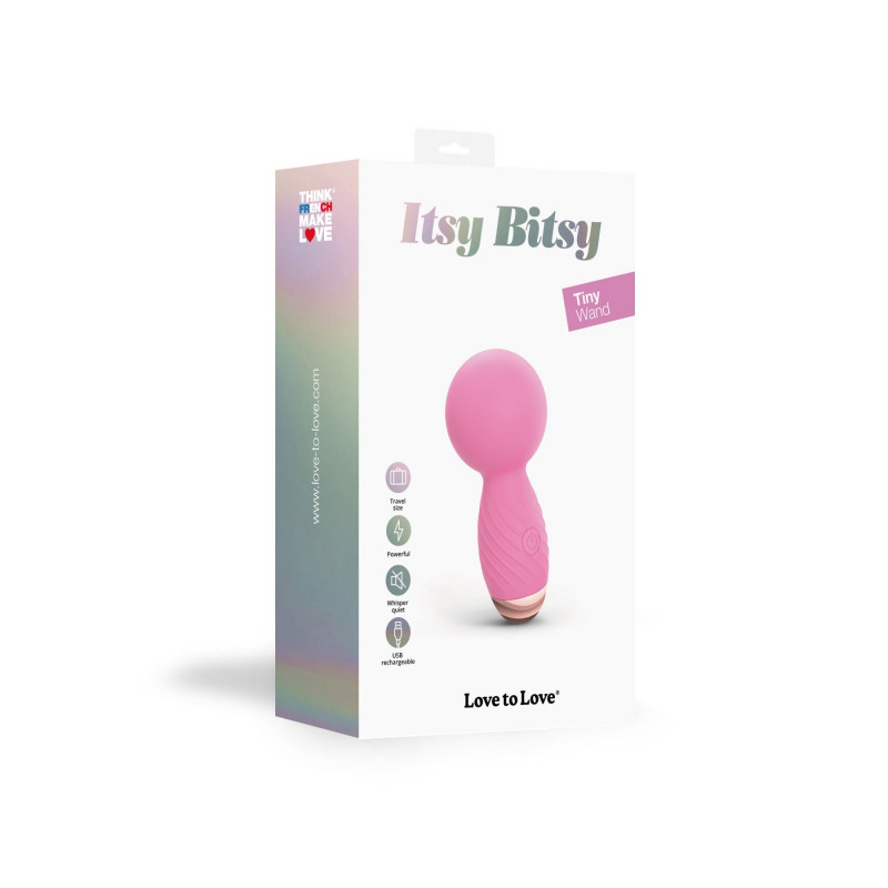 Вібромасажер Love To Love Itsy Bitsy Pink Passion в руці, демонструє компактний розмір