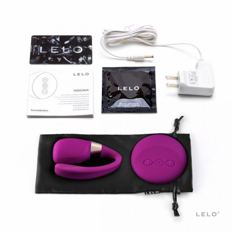 LELO Tiani 3 Deep Rose, вид збоку, демонструє вигнуту форму для комфортного використання