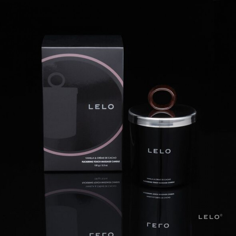 Детальний вигляд масажної свічки LELO Vanilla & Creme de Cacao збоку, демонстрація текстури розплавленого воску