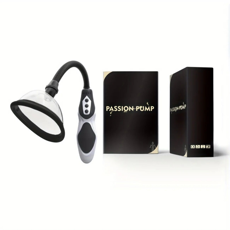Деталі автоматичної вакуумної помпи Men Powerup Passion Pump для вульви – фокус на кнопках керування та текстурі силіконових елементів.