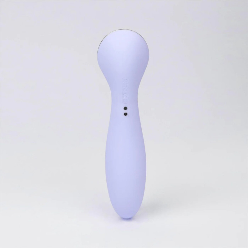 Вакуумний вібратор KISSTOY Polly Plus Purple, крупний план поверхні, ніжна текстура