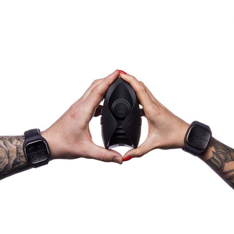 Hot Octopuss PULSE DUO LUX, вид збоку, акцент на ергономічній формі