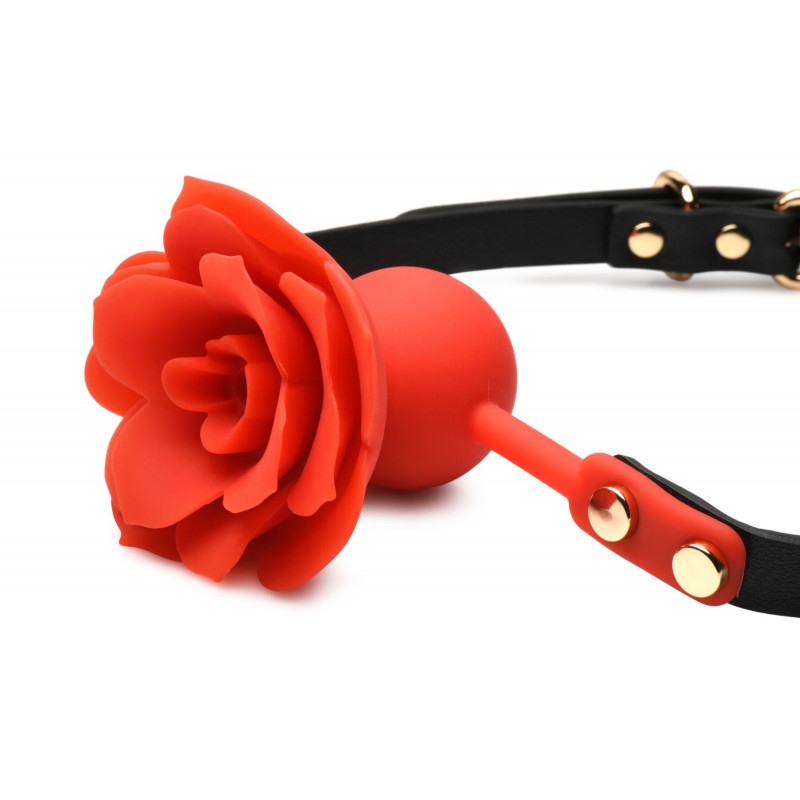 Силіконовий кляп Master Series Blossom Rose Gag, червоний - вид збоку, що демонструє форму