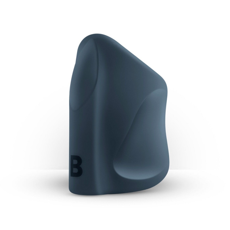 Мастурбатор Boners Vibrating Handjob Stroker, вид збоку, демонструє гнучку текстуру