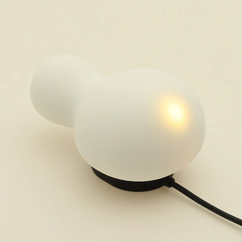 Комплектація мінівібратора Iroha YUKI: кабель для зарядки, інструкція