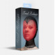 Маска сітка Feral Feelings Hearts Mask Black/Red збоку, демонструє щільне прилягання та текстуру матеріалу