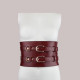 Шкіряний пояс для бондажу Liebe Seele Wine Red Waist Cuff L Size - зблизька, деталі прошивки
