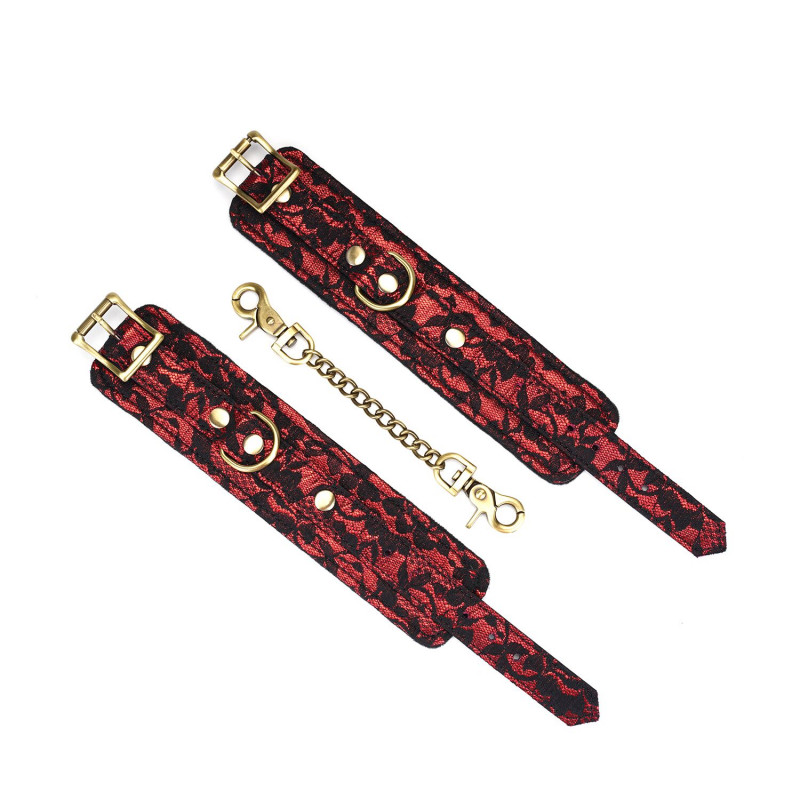 Наручники-браслети Liebe Seele Victorian Garden - вид збоку, демонстрація міцності