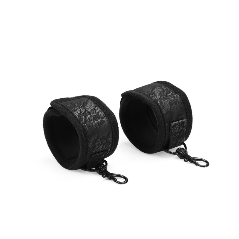 Бренд Liebe Seele та логотип на елементах набору