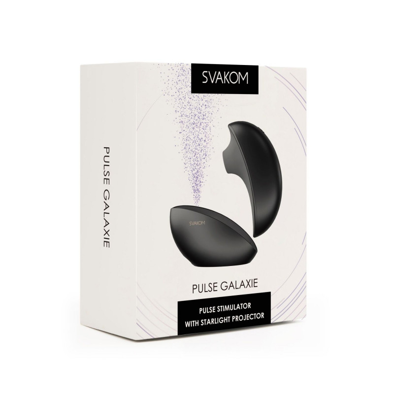 Вакуумний кліторальний смарт-стимулятор Svakom Pulse Galaxie Midnight Black в темряві, демонструючи проєктор