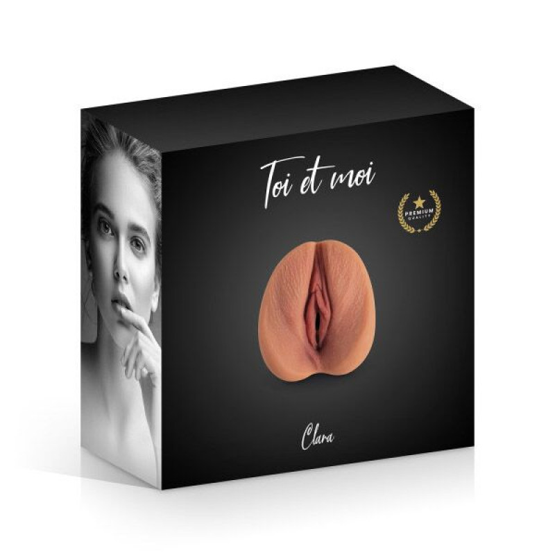 Упаковка мастурбатора-вагіни Toi et moi Clara, що підкреслює його преміальність та ексклюзивність