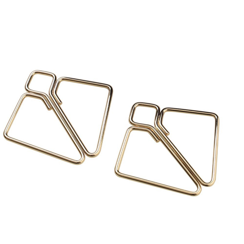 Золоті затискачі для сосків LOCKINK Heavy Pendant, демонструють текстуру металу та якість полірування