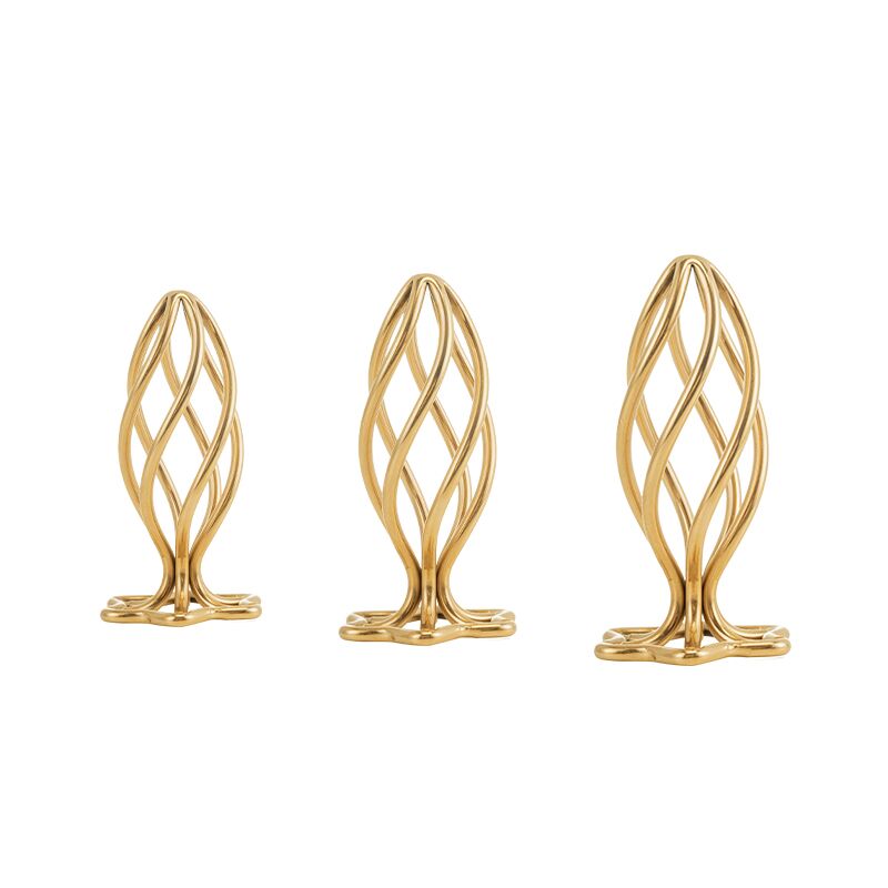 Загальний вид анальної пробки LOCKINK SEVANDA Hollow Spiral Golden Metal L size, підкреслюючи елегантність