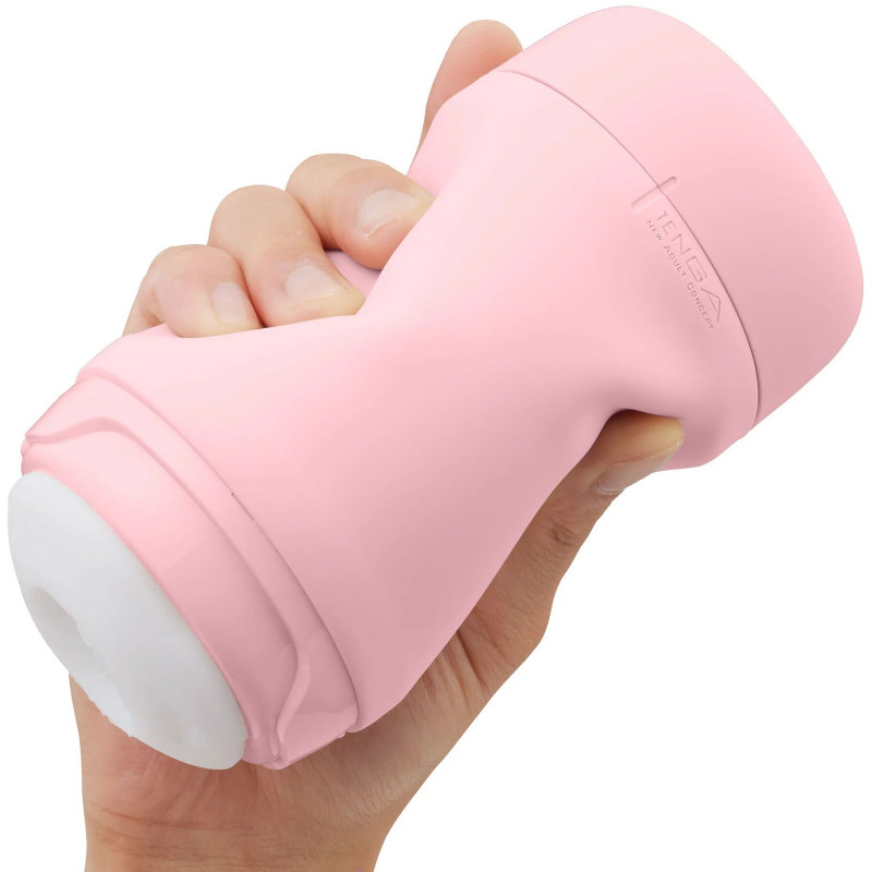 Розовый мастурбатор Tenga PUFFY Strawberry Pink - демонстрация гибкости