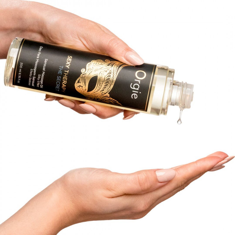 Масажна олія Orgie Sexy Therapy The Secret гібридна, вид збоку, демонструє текстуру