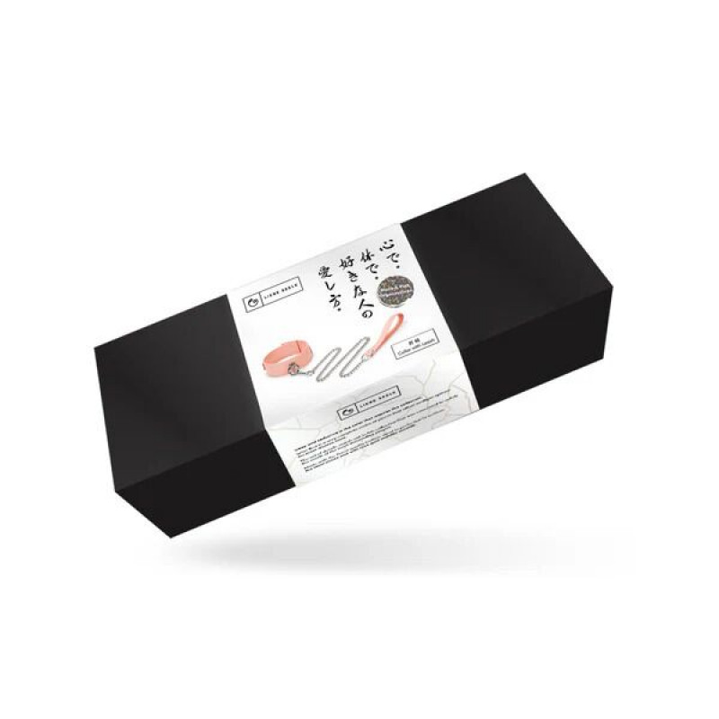 Вигляд збоку на нашийник Liebe Seele Dark Candy Pink з міцним карабіном та деталями