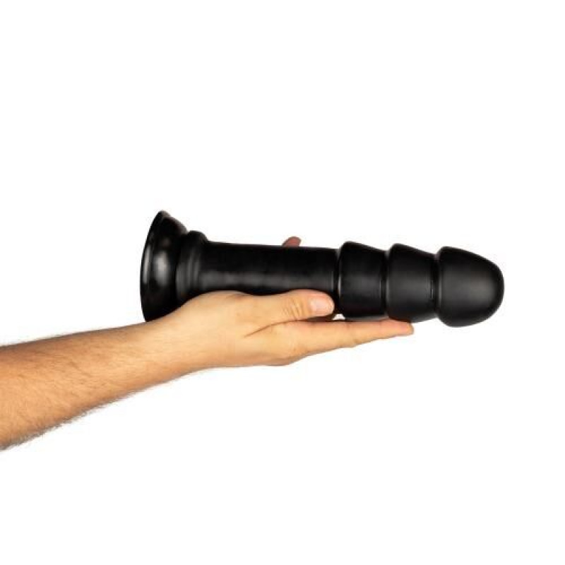 Анальна пробка BUTTR MadBull Muzzl XXL Dildo – крупний план основи для надійної фіксації