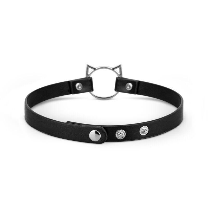 Чокер Bedroom Fantasies Kitty Choker на моделі, демонструє витончений вигляд