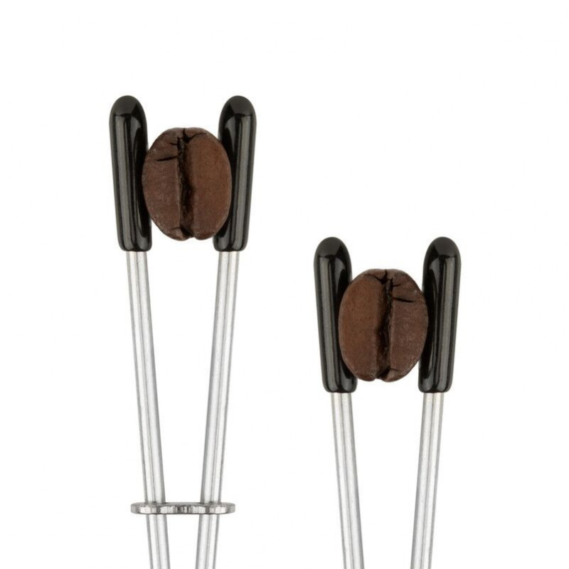 Близький план затискачів для сосків Bedroom Fantasies Nipple Clamps Beaded Chain Silver, демонструє деталі конструкції