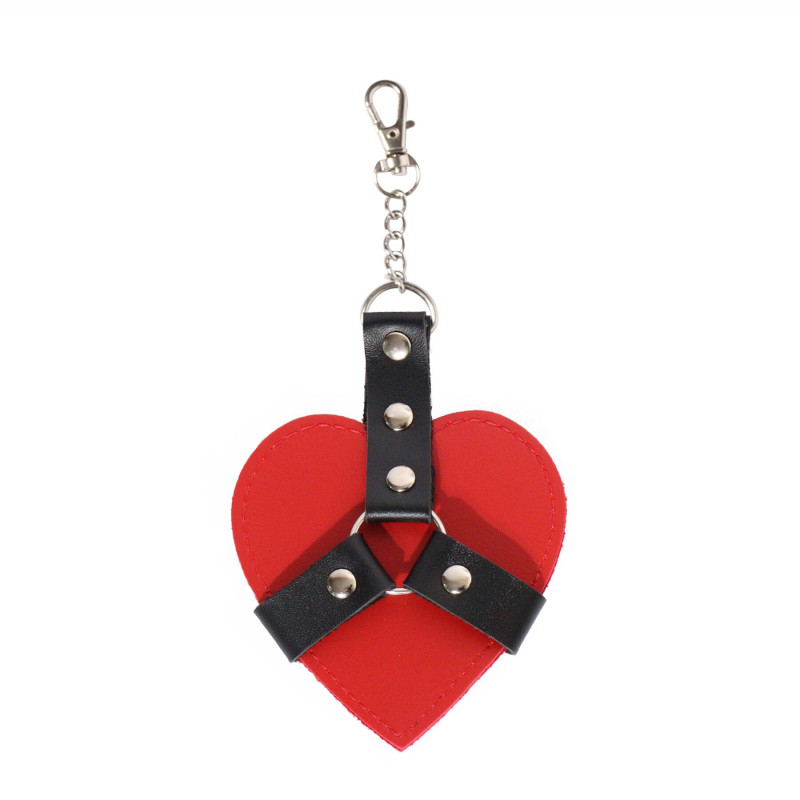 Брелок Art of Sex Chained Heart, червоний, вид збоку з карабіном
