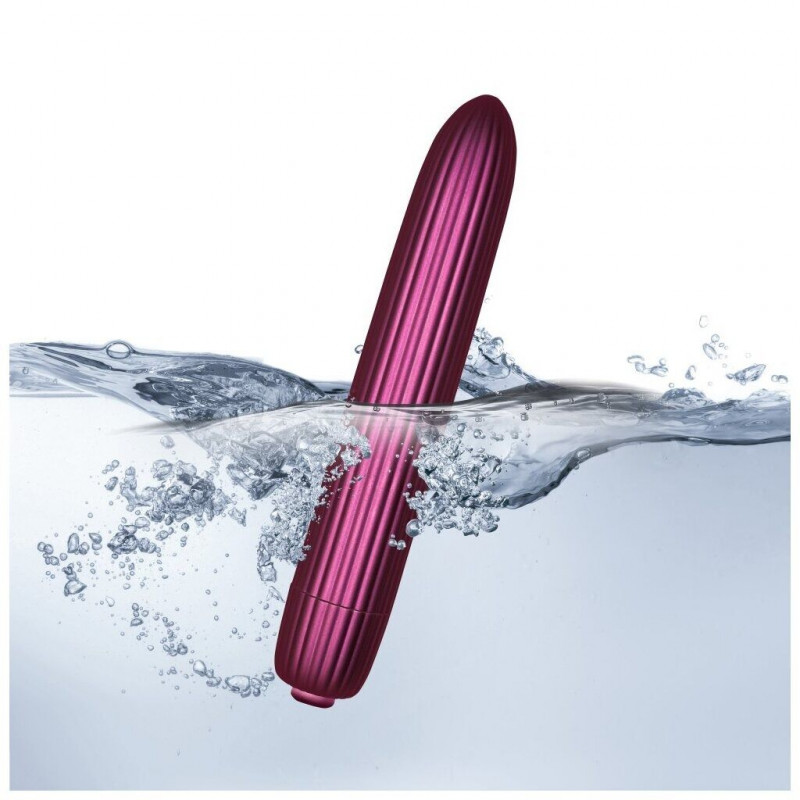 Вібратор Climaximum Hera – демонстрація текстури матеріалу, гладка та приємна на дотик поверхня