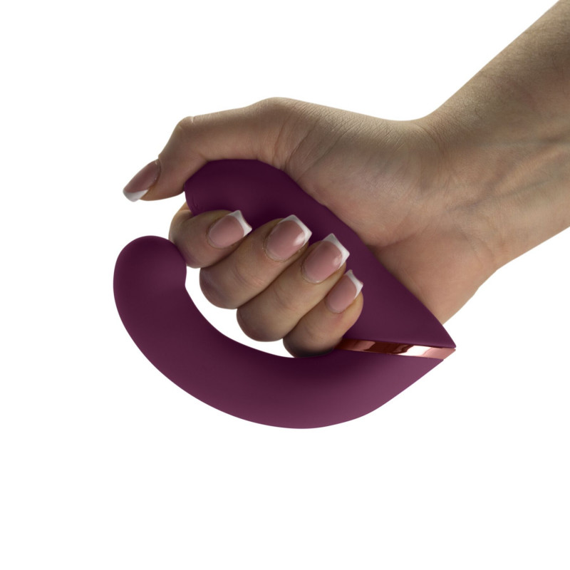 Вібратор Rocks Off Variety Burgundy - фото у контексті спальні або ванної кімнати