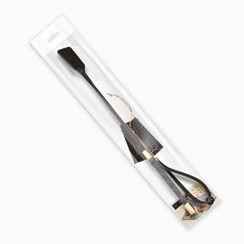 Вид збоку на топ Liebe Seele Samurai Crop, демонструючи крій