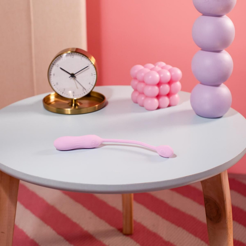 Повна комплектація булет-вібратора Good Vibes Only SIVA рожевого, разом з аксесуарами