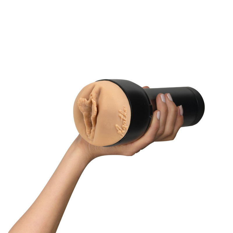 Мастурбатор Kiiroo Feel Agatha Vega PBC - демонстрація сумісності з Keon