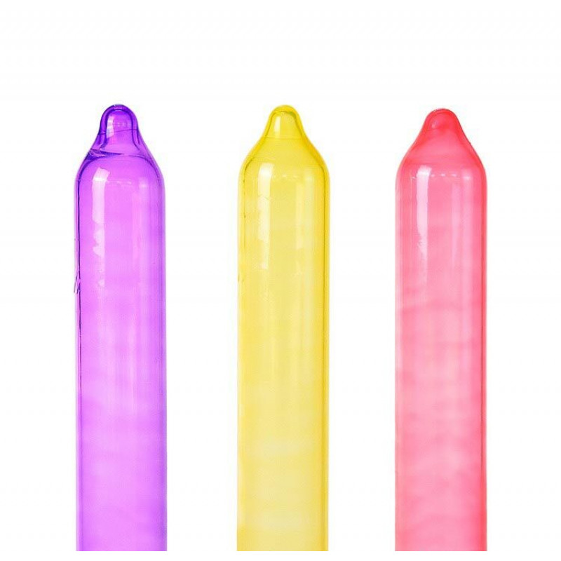 Презервативи Recare Holographic Fruit Flavour: вид збоку на упаковку з 3 штук, голографічний дизайн