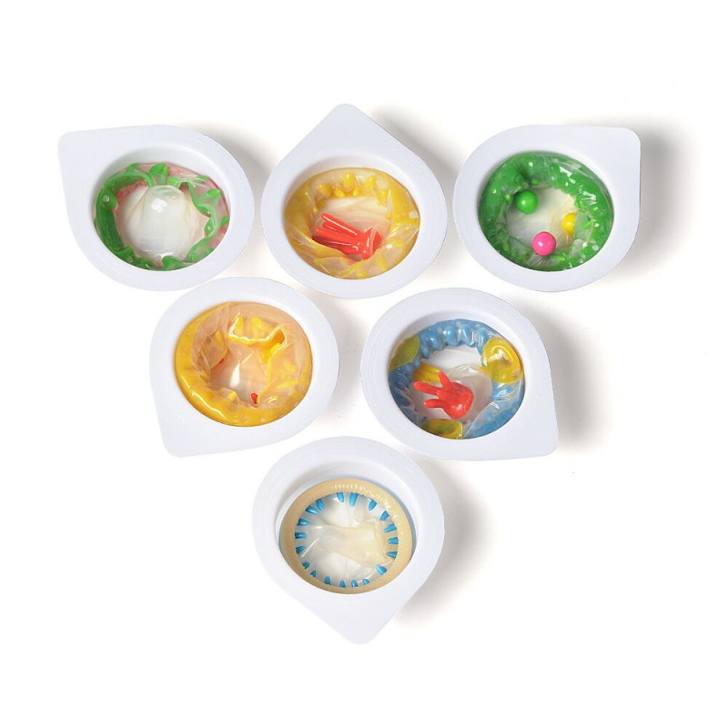 Recare Spike Condom Blue - загальний вигляд насадки